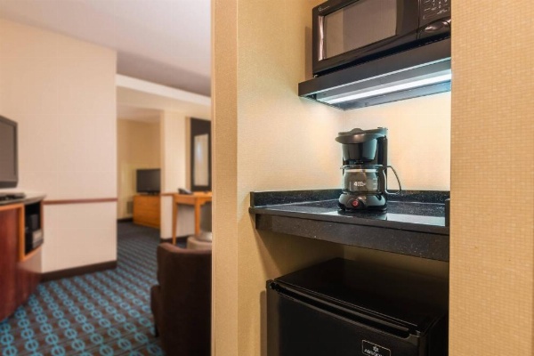 Fairfield Inn & Suites by Marriott Buffalo Airport image 14